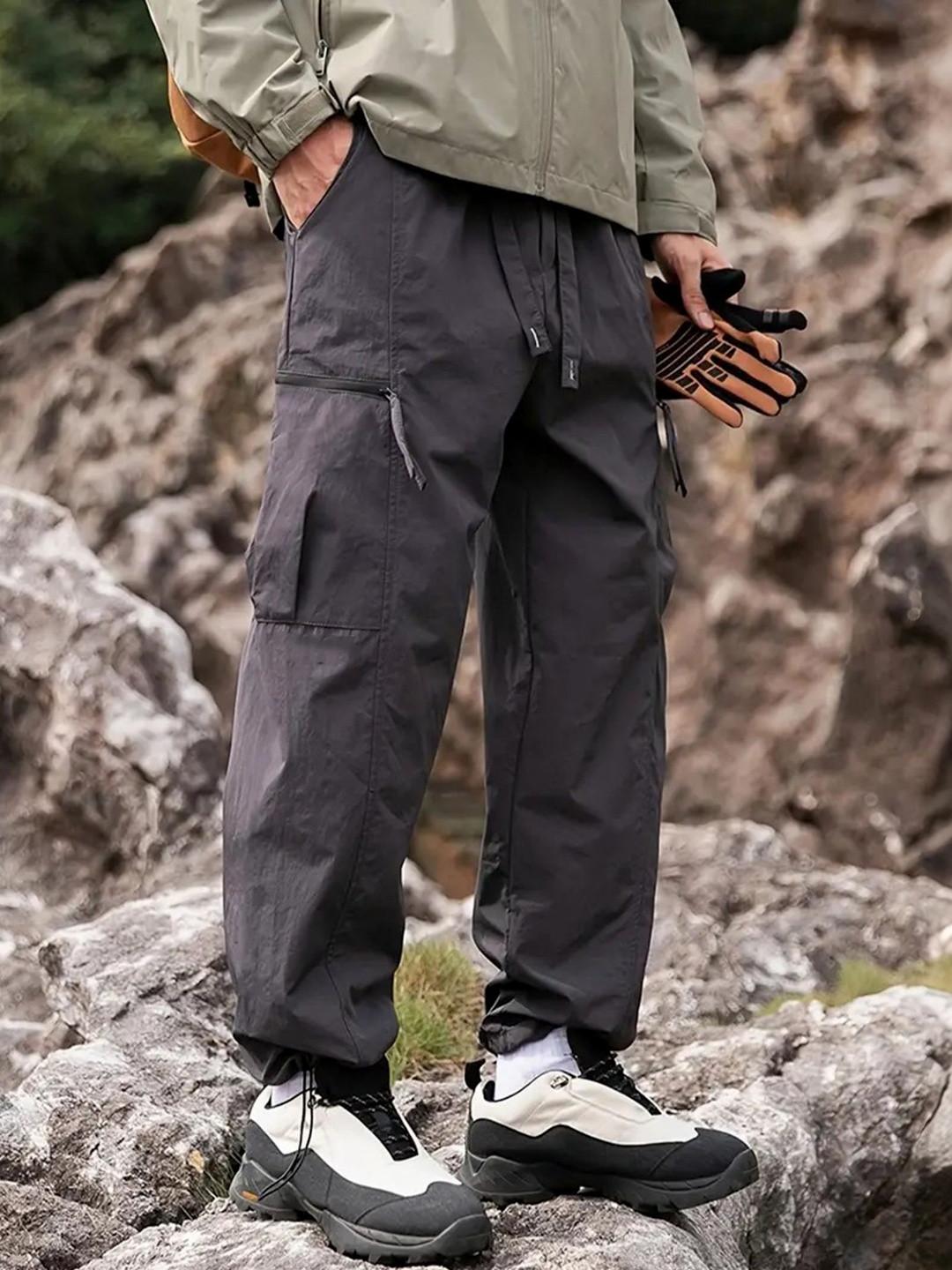 LRIPSOME Men Regular Fit Track Pants