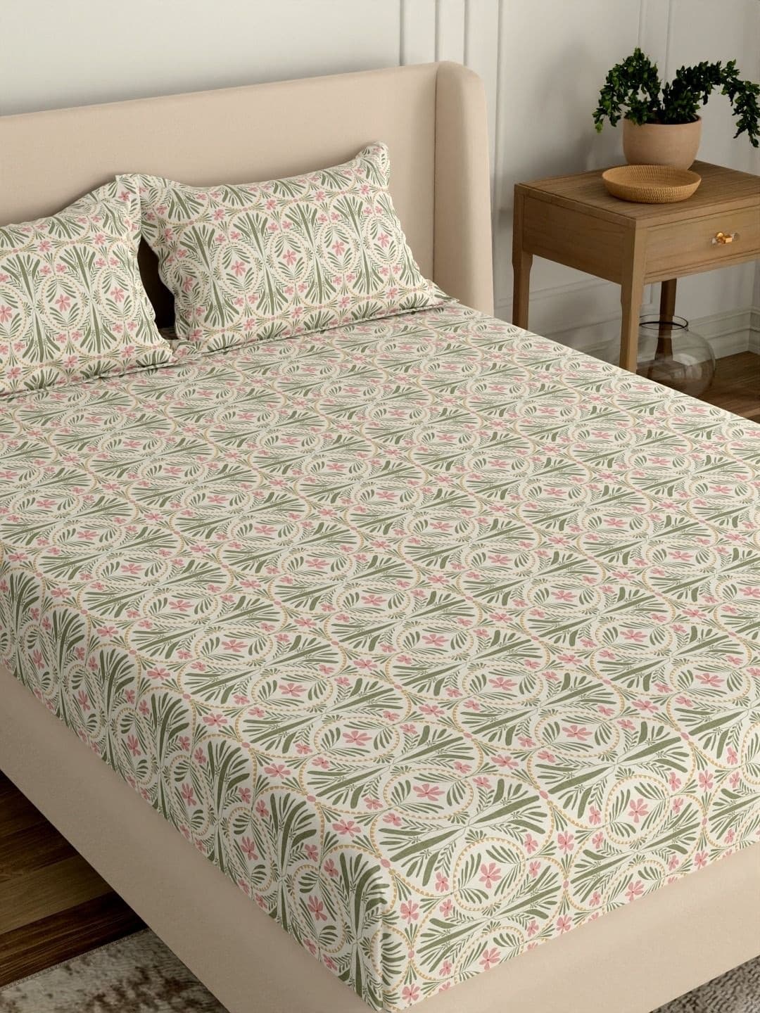 Portico Marvella 144 TC Pure Cotton Pink Floral King Fitted Sheet & 2 Pillow Covers