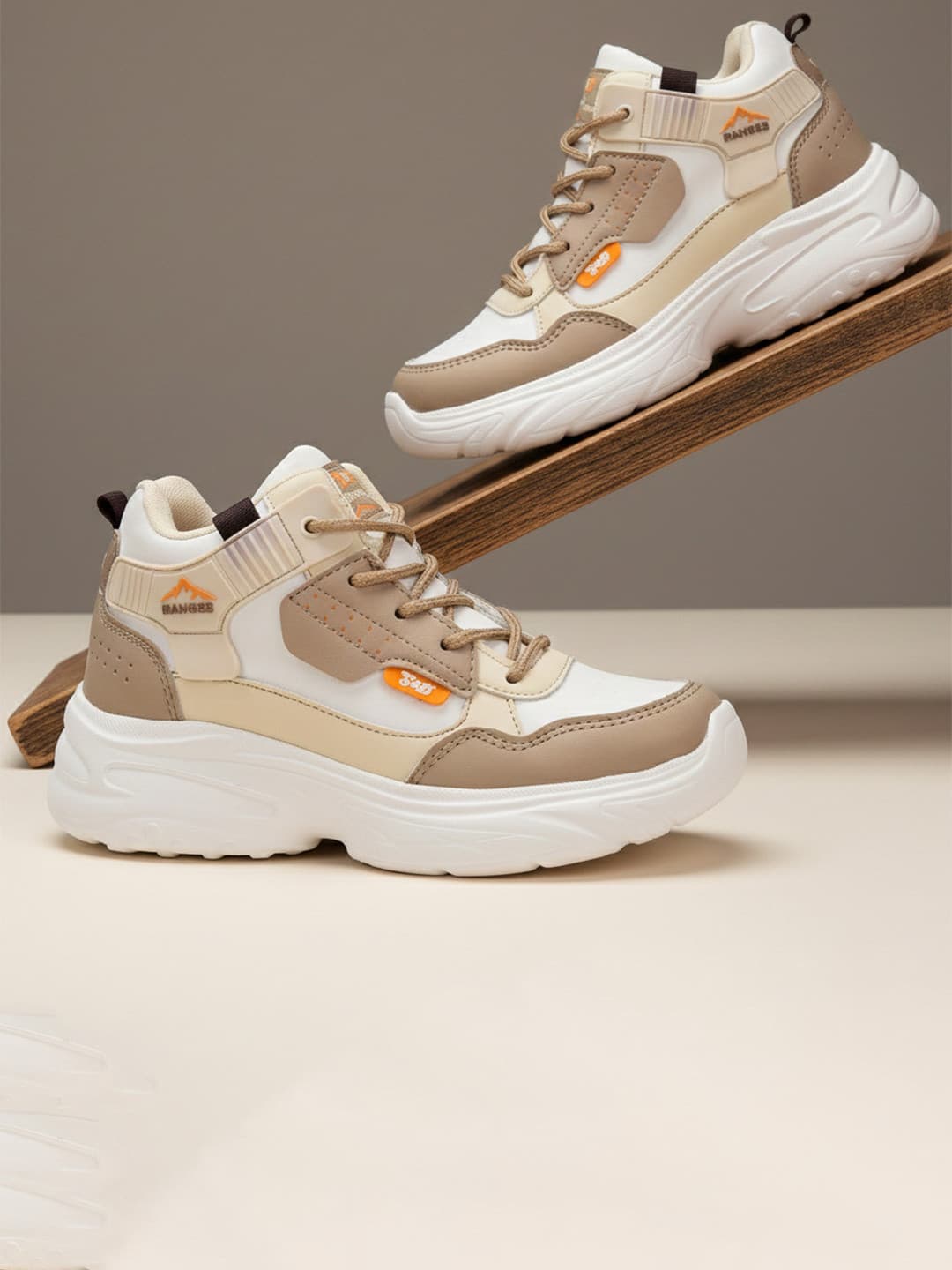 G&D Kids Lightweight Running Non-Marking Shoes