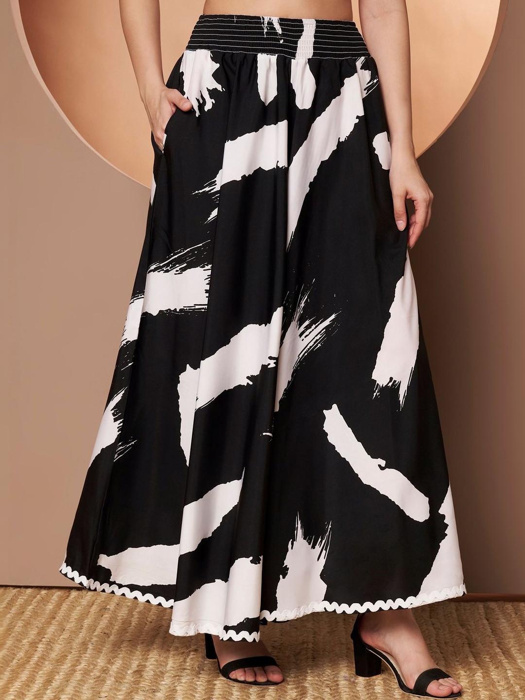 ZWERLON Women Printed Flared Palazzos