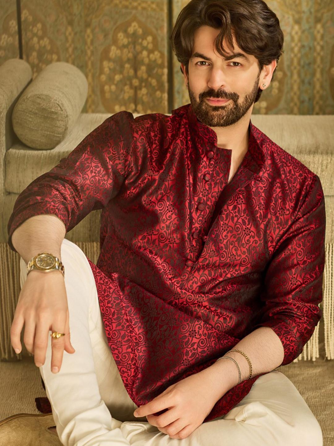 SOJANYA Men Maroon Printed Straight Kurta