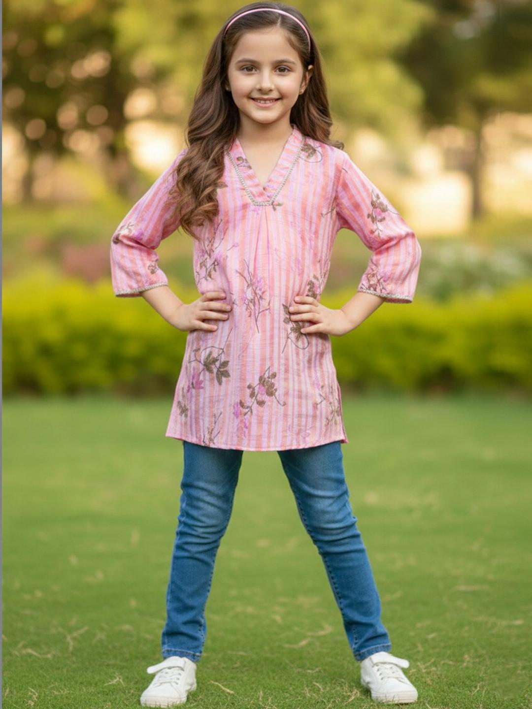 Cutiekins Floral Printed V-Neck Gotta Patti Pure Cotton Blend Gotta Patti Kurti
