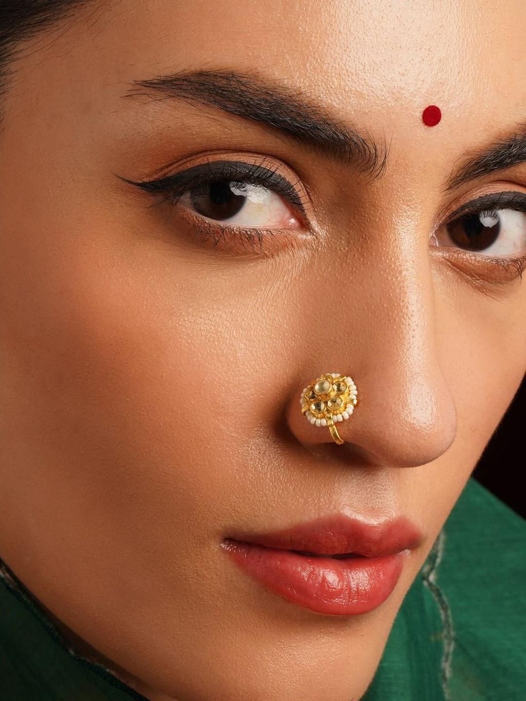 JAYPORE Women Kundan 22kt Gold Plated Brass Nose Pin