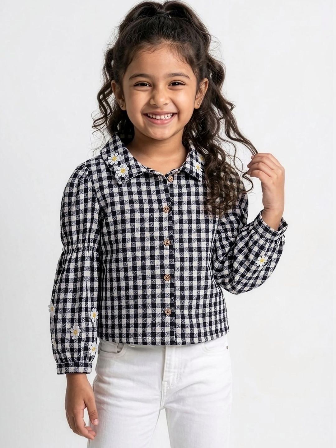 Hopscotch Checkered Daisy Applique Blouse