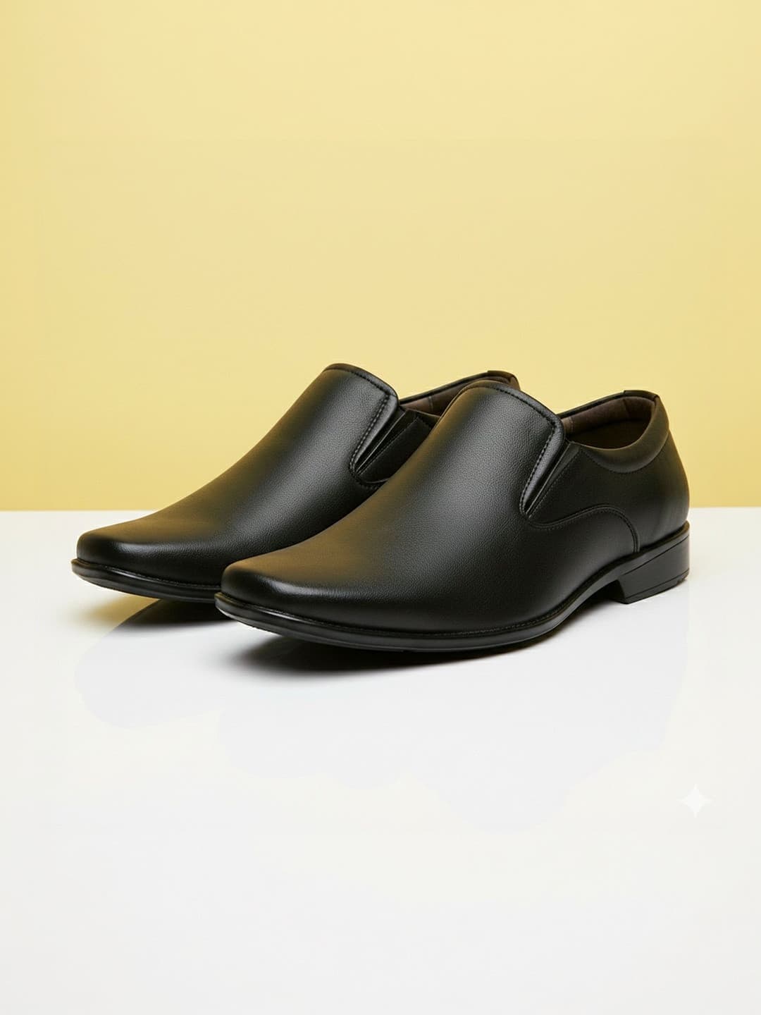 Vitoria Men Textured PU Square Toe Slip-On Slip-On Shoes Formal Shoes