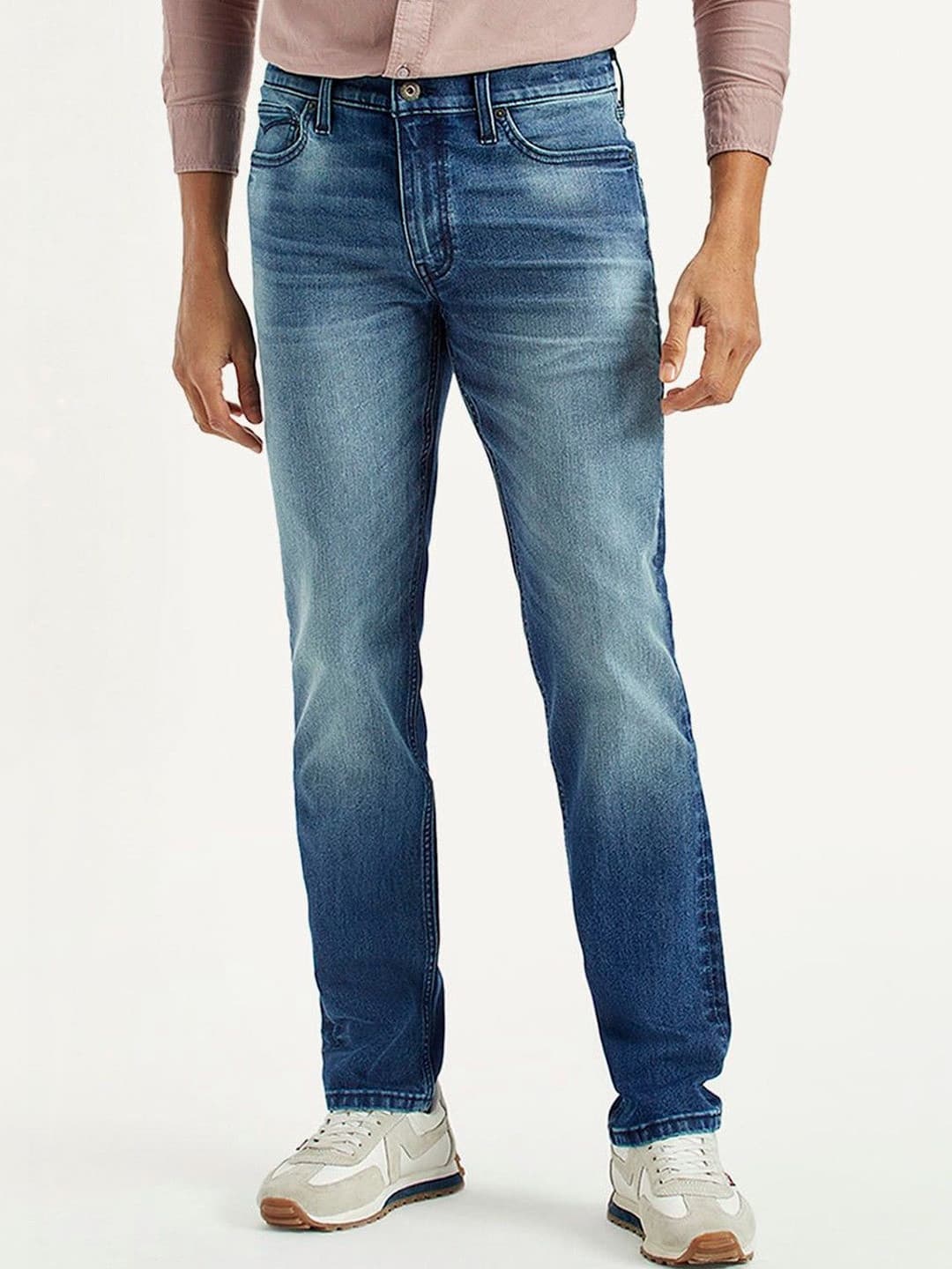 Levis Men Slim Fit Mid-Rise Light Fade Stretchable Jeans