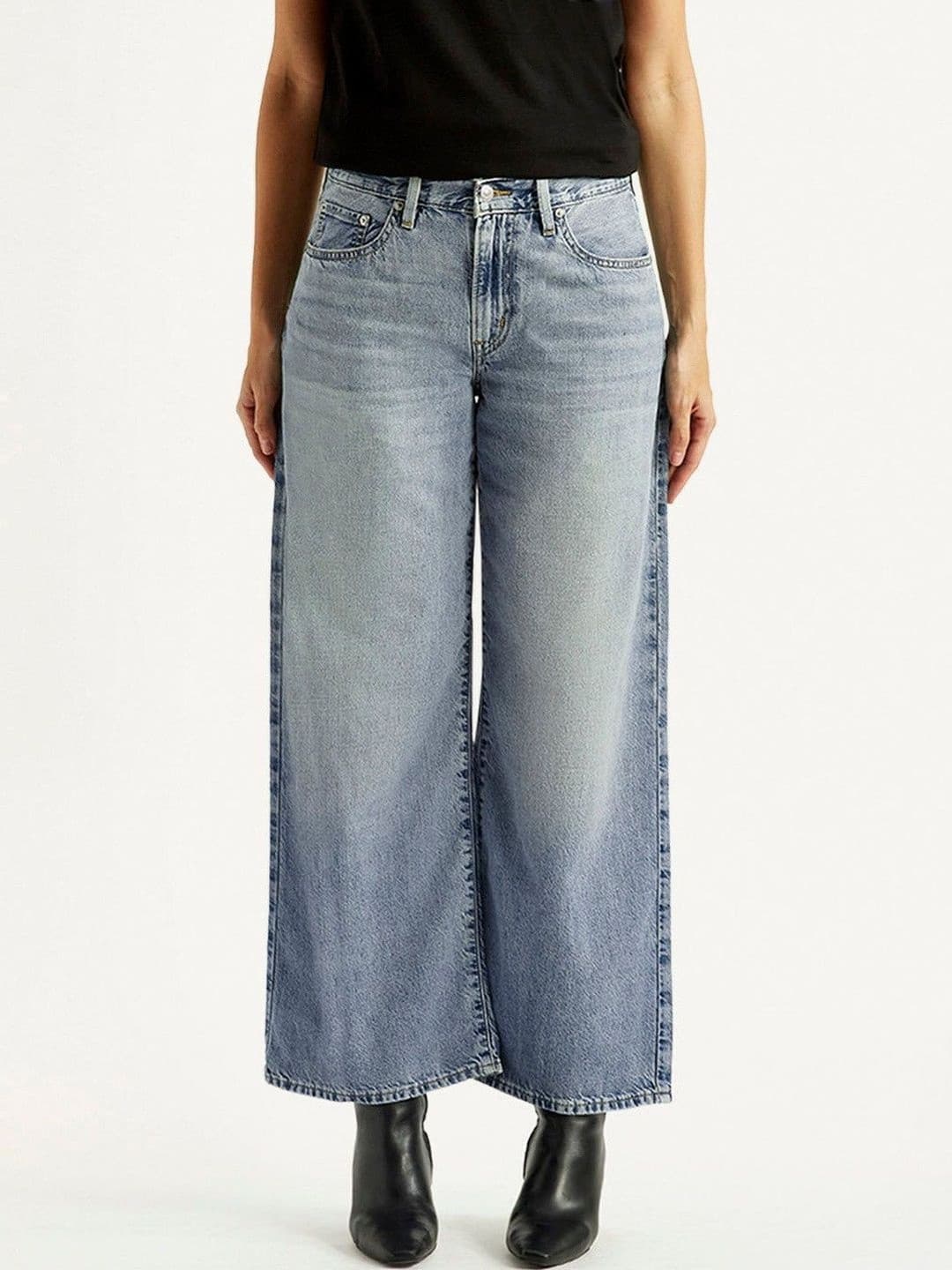 Levis Women's Mid Rise Loose Fit Light-Blue Jeans