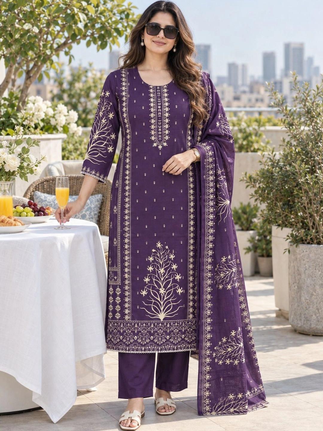 Berrylicious Women Ethnic Motifs Printed Regular Pure Cotton Kurta with Trousers & With Dupatta