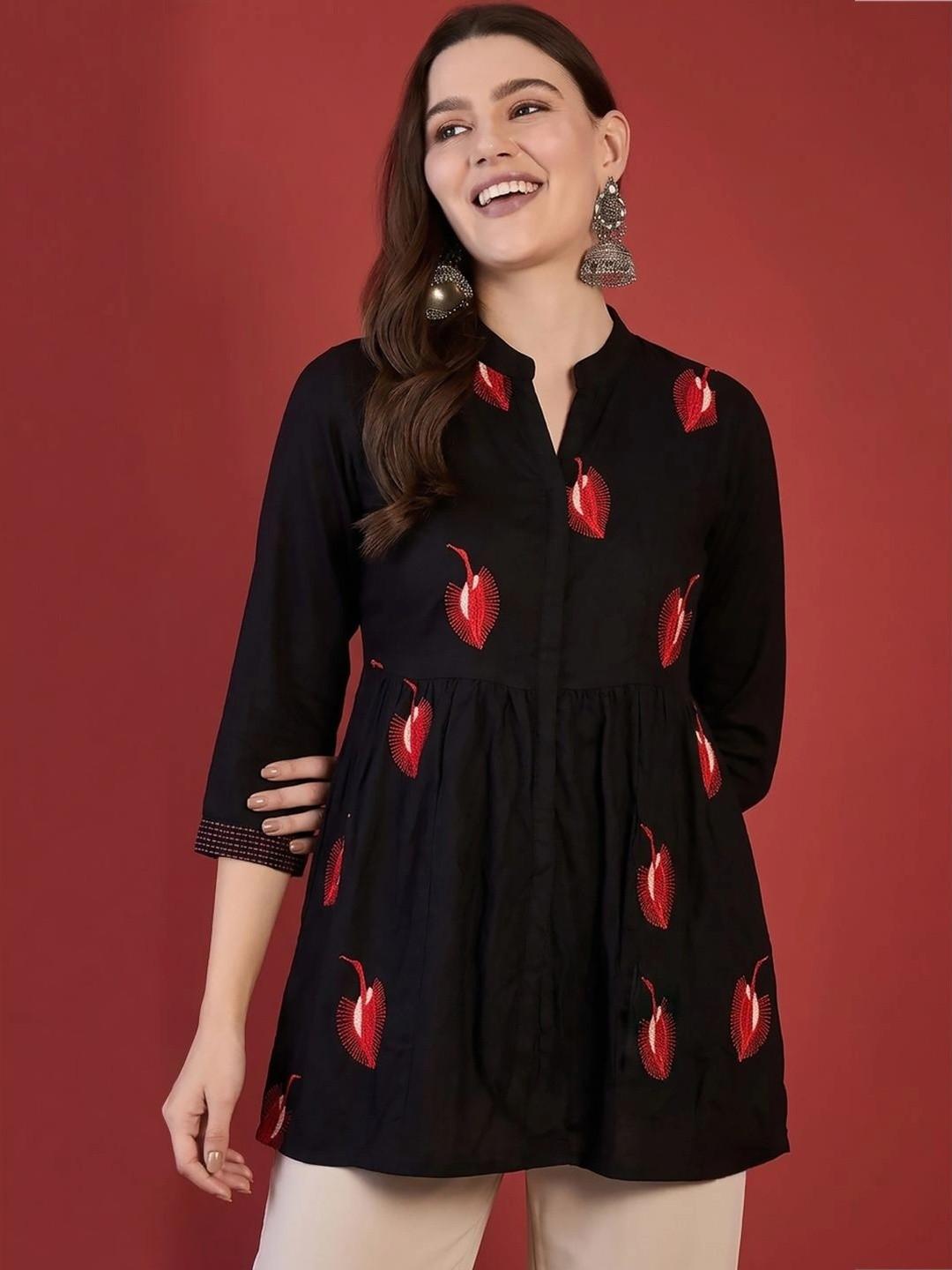 Sangria Ethnic Motifs Embroidered Panelled Kurti