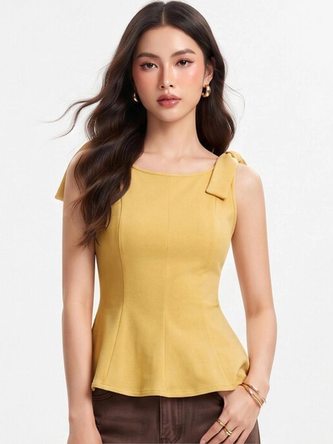Selvia Peplum Top