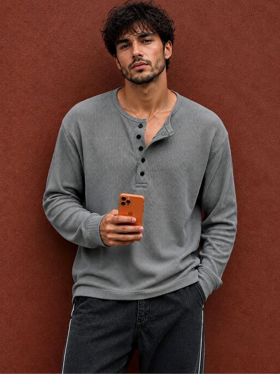 HOODLER Men Henley Neck T-shirt