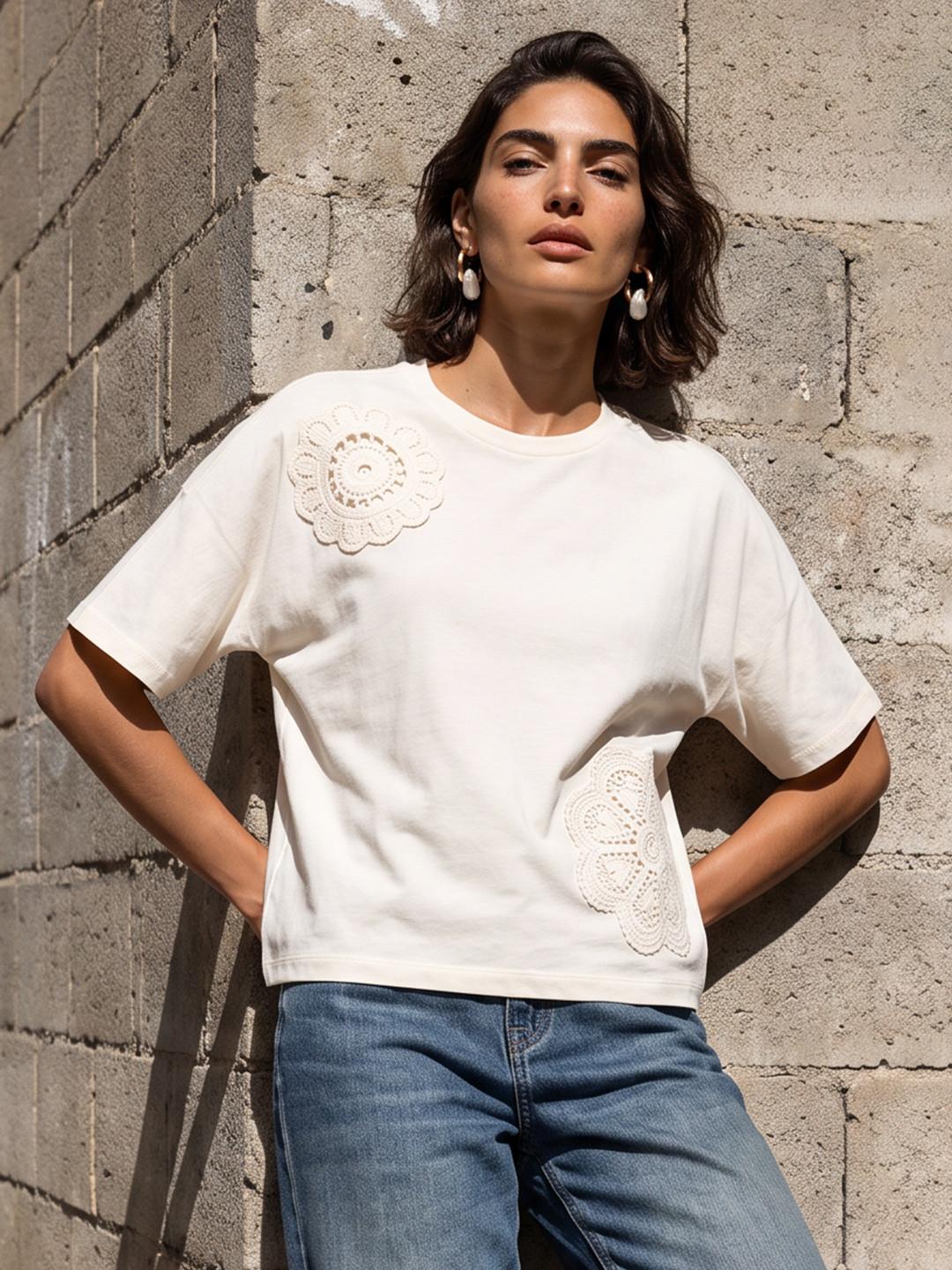 The Roadster Life Co. Applique T-shirt