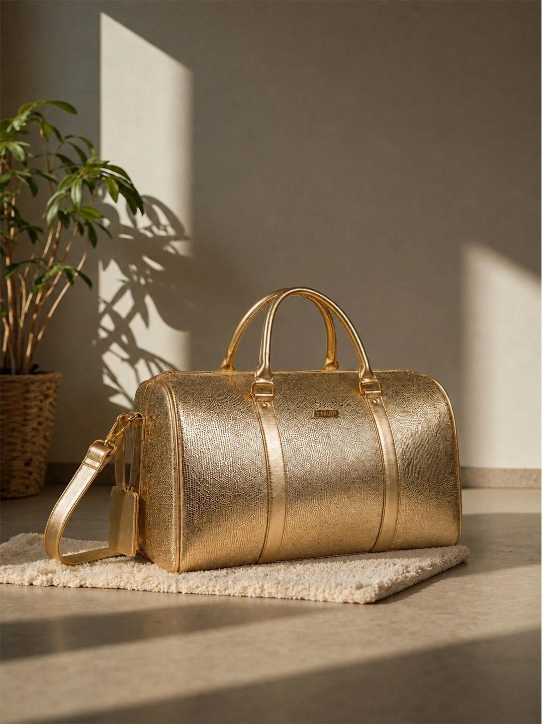 STRUTT Textured Medium Sports or Gym Duffel Bag