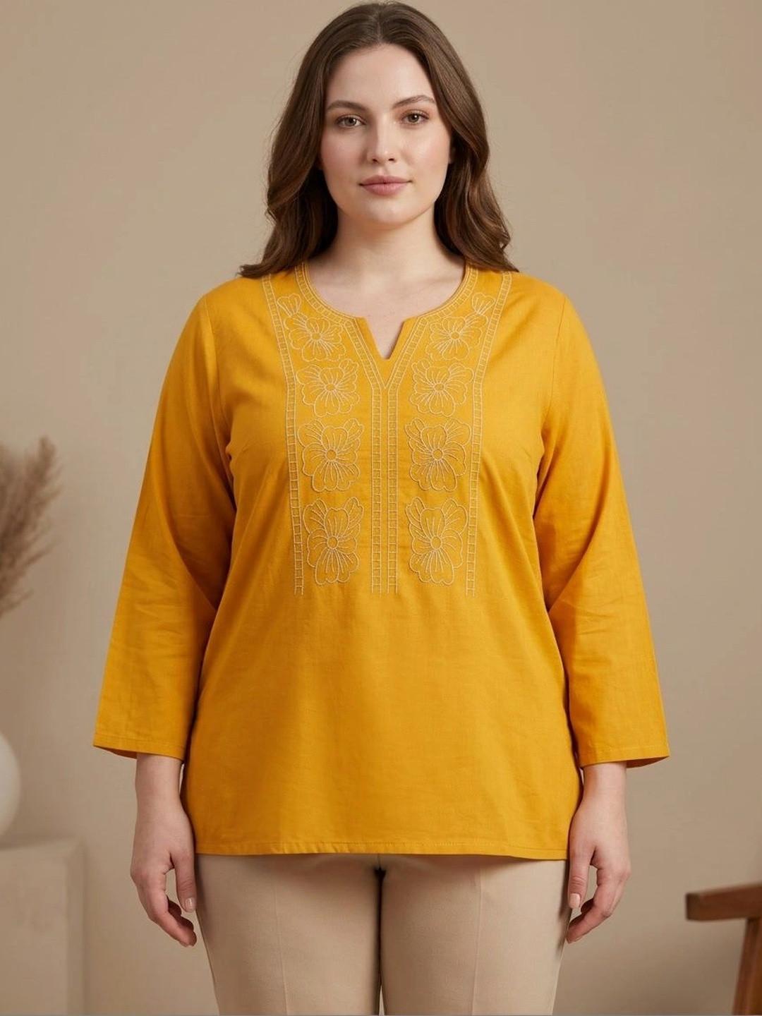 VAAMII Floral Embroidered Top