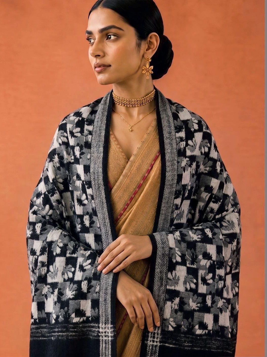 SAHASIKA Women Ethnic Woven Design Pashmina Fringed Border Stole