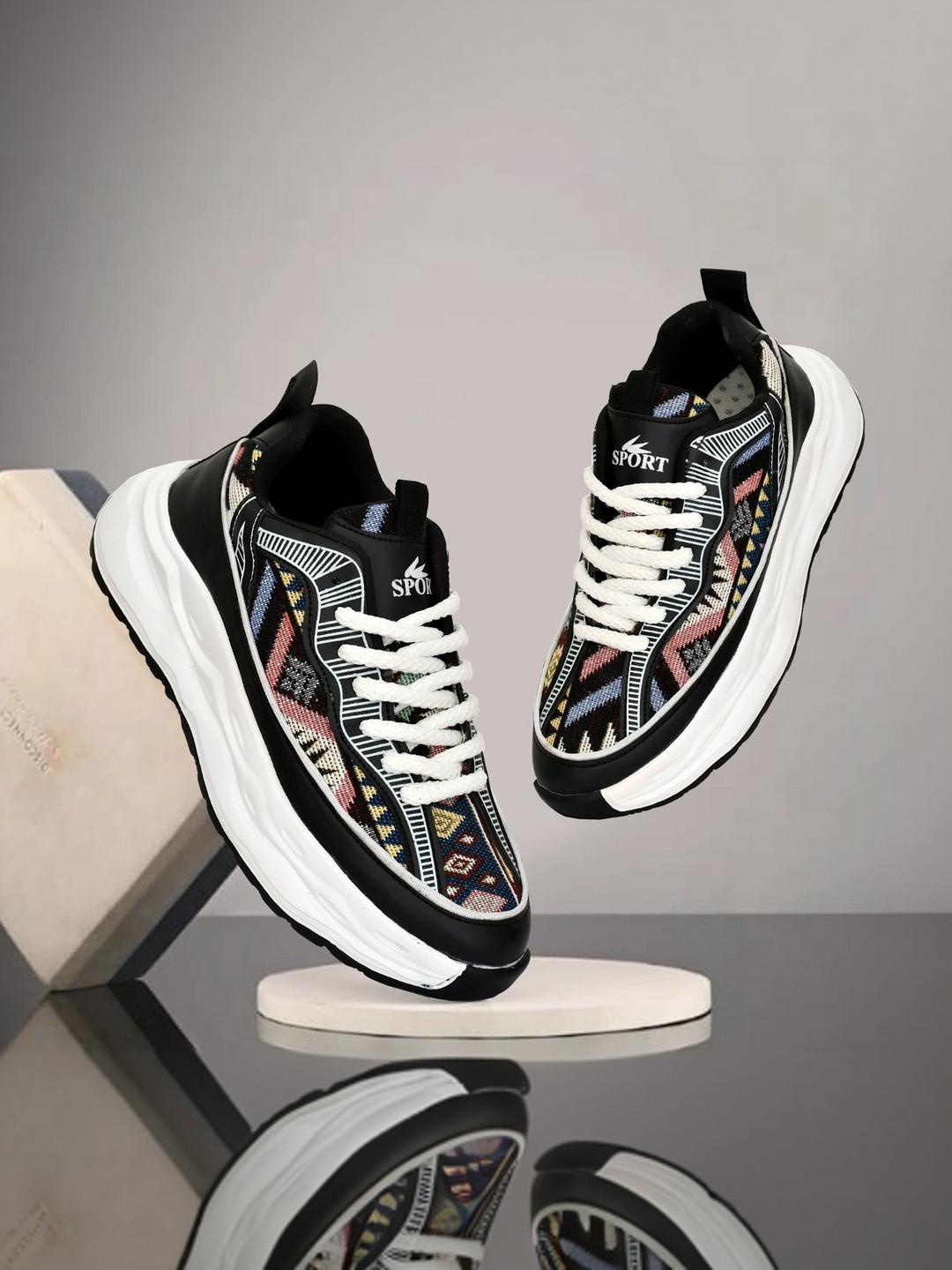 Mast & Harbour Men Running Shoes