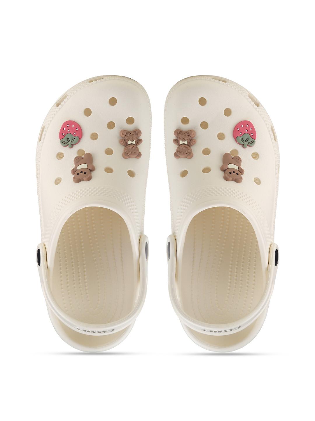 CASSIEY Women Croslite Clogs