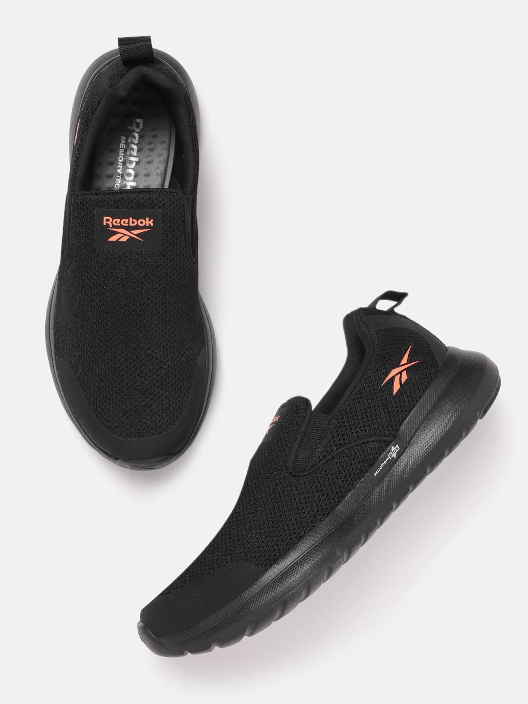 Reebok Men Comfort Wonderer Walking Shoes