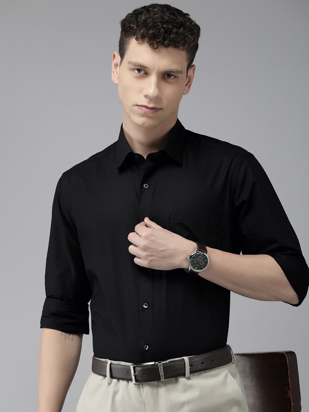 Arrow Manhattan Slim Fit Solid Pure Cotton Formal Shirt