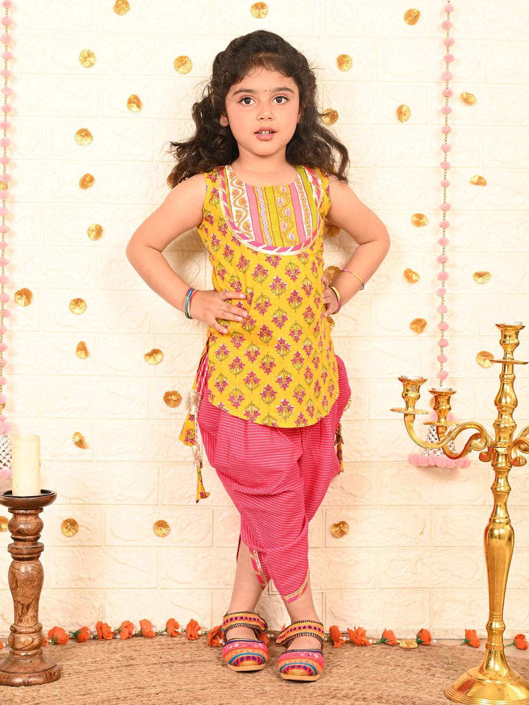 Sangria Girls Floral Printed Pure Cotton Round Neck Kurta With Dhoti Pant