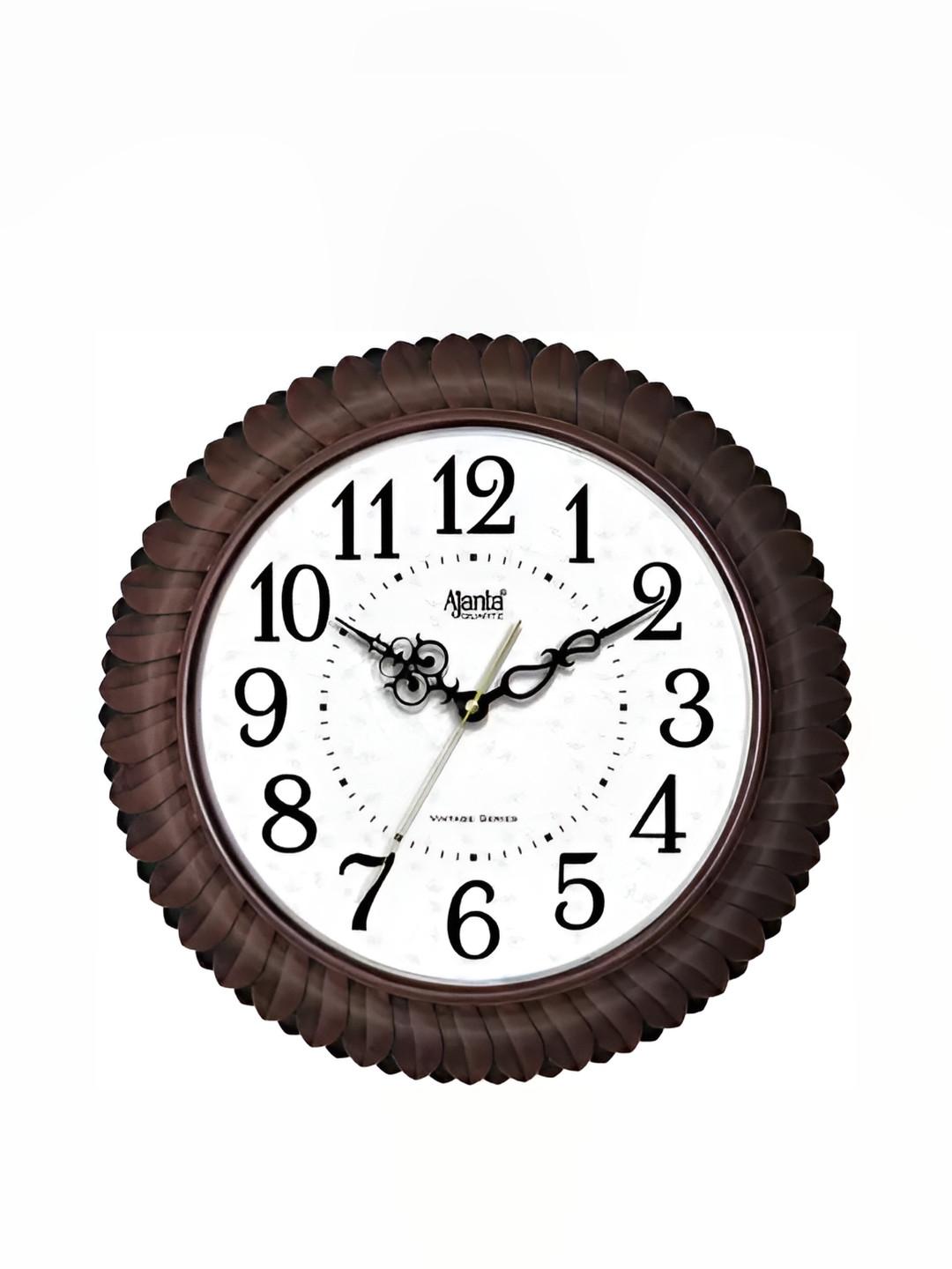 Ajanta Brown & White Textured Round Analogue Wall Clock
