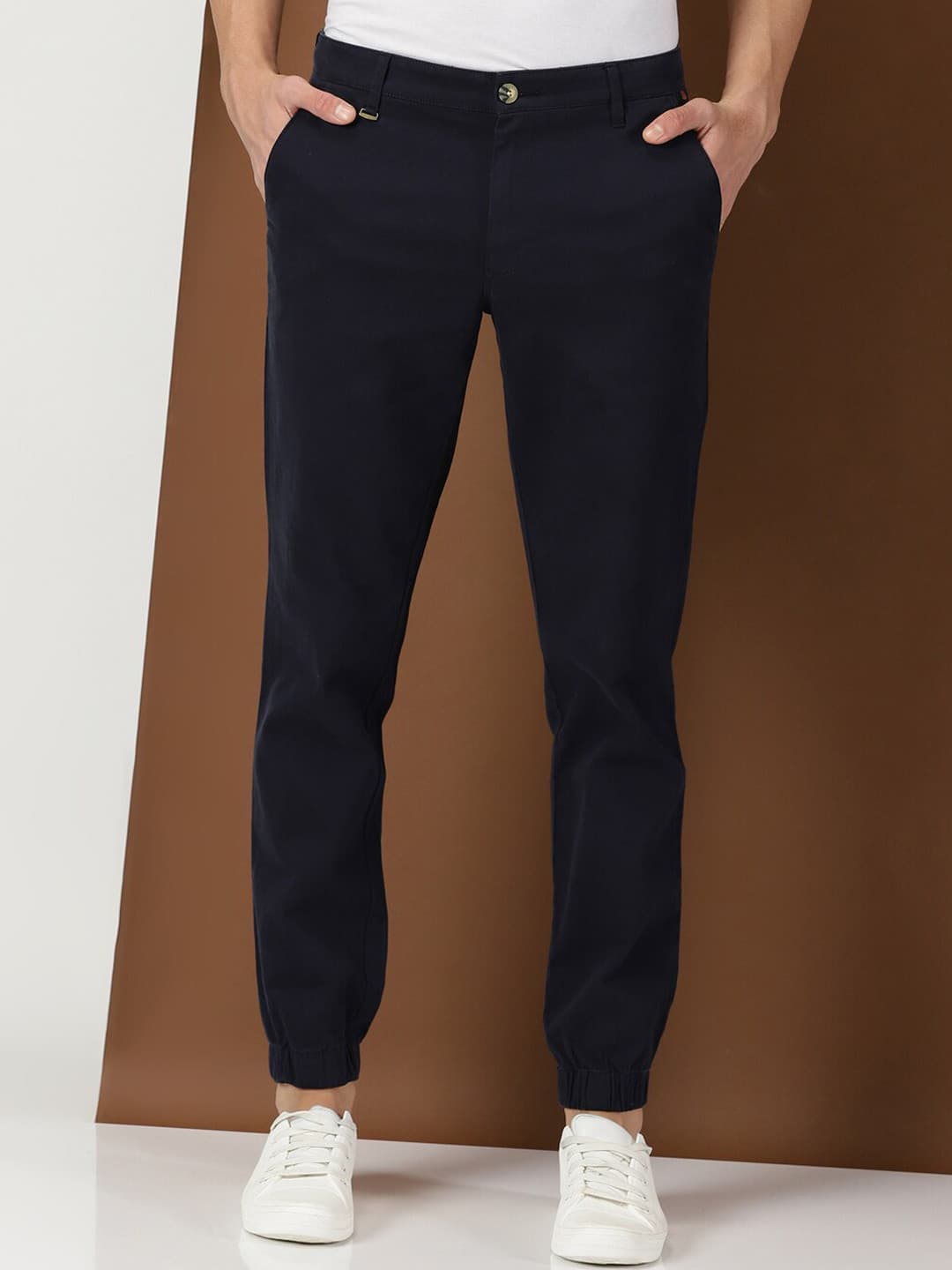 INVICTUS Men Original Mid-Rise Easy Wash Joggers