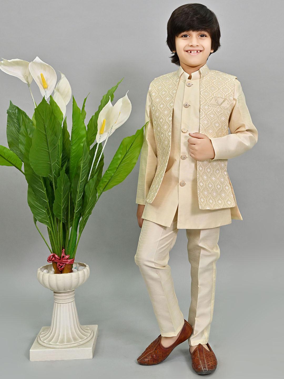 ahhaaaa Boys Mandarin Collar Regular Kurta With Pyjamas & Nehru Jacket