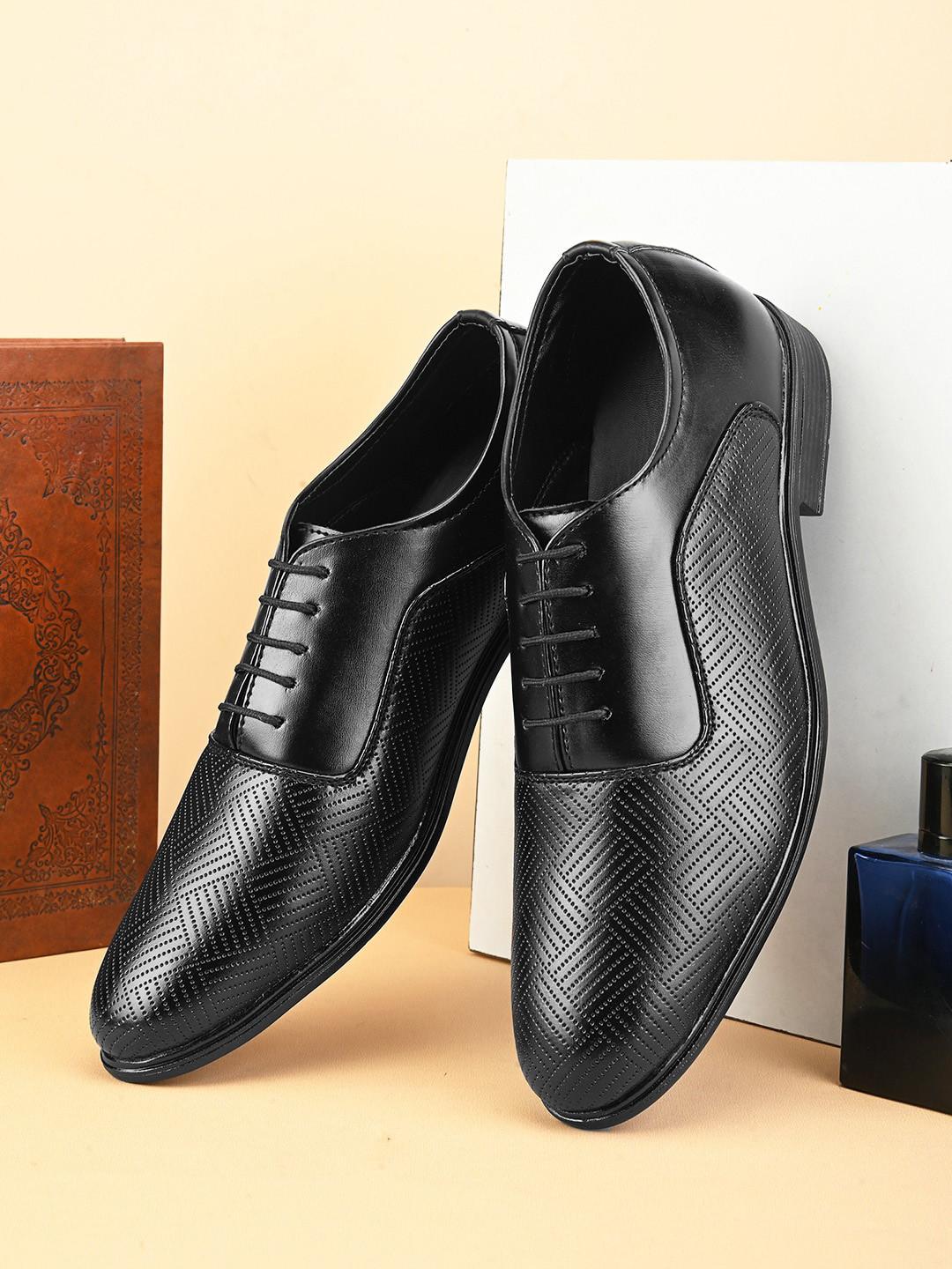 Provogue Men Textured Round Toe Formal Derbys