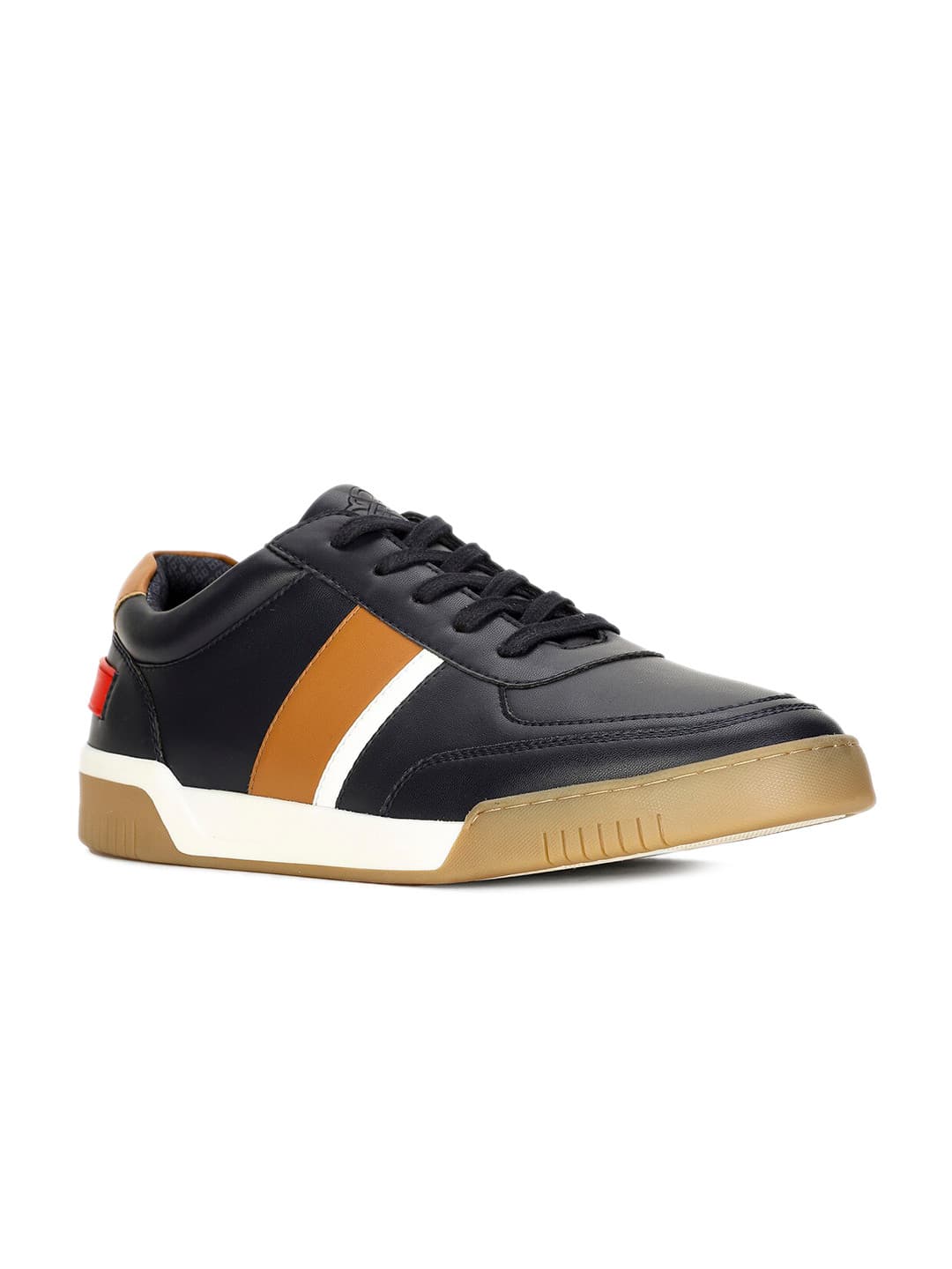 Bata Men Round Toe Sneakers