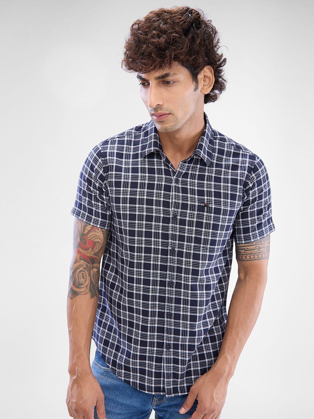 SPYKAR Men Micro Checks Slim Fit Casual Shirt