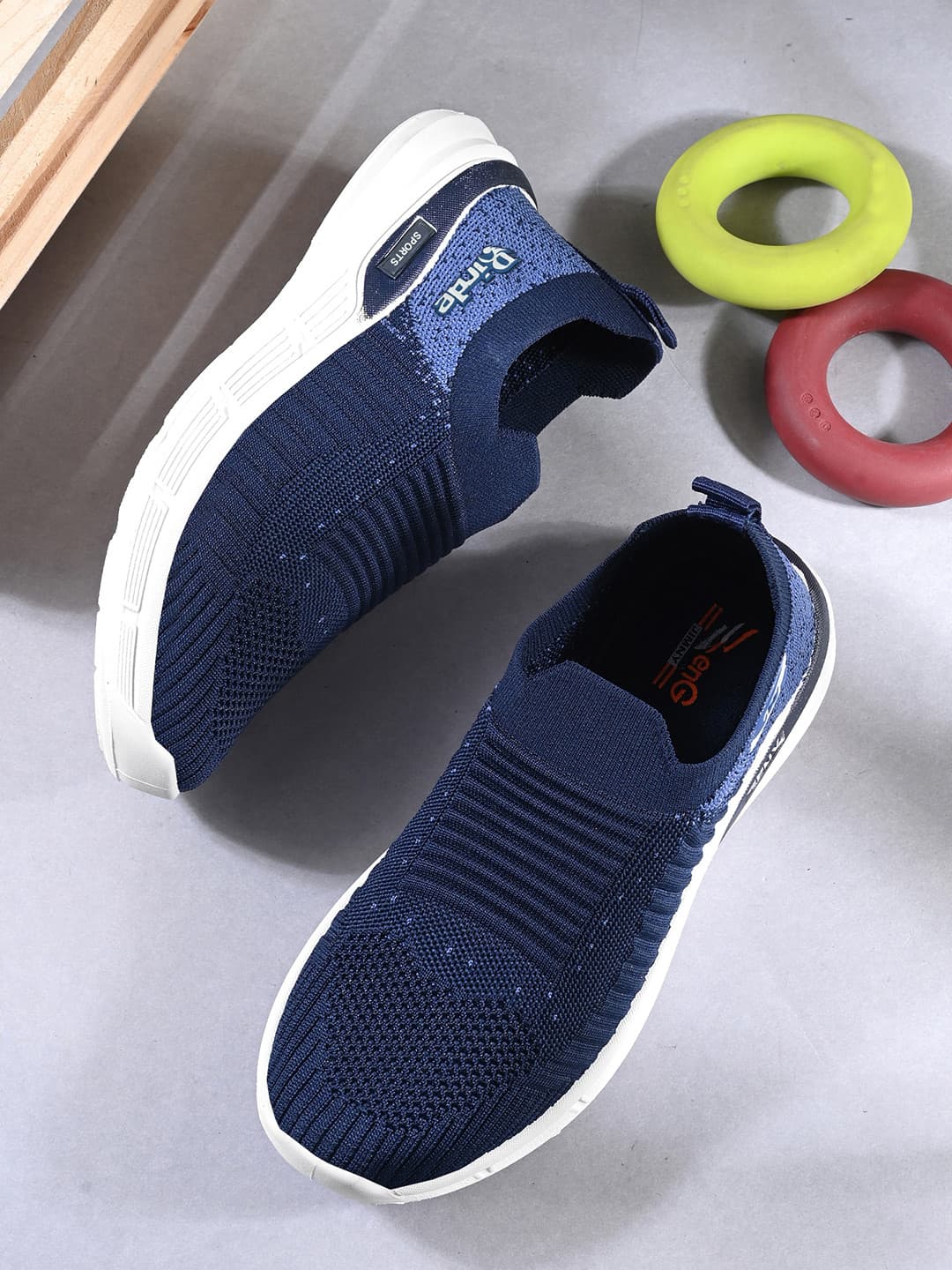 BIRDE Boys Woven Design Slip-On Flyknit Sneakers