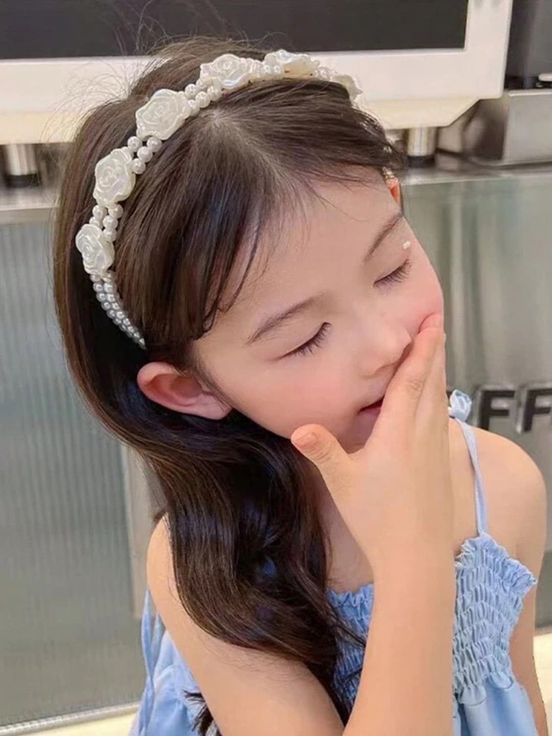 Ziory Girls Embellished Floral Design Hairband