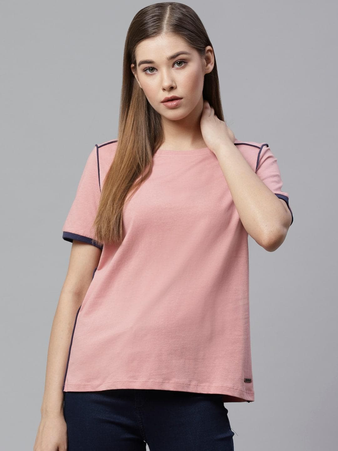 Roadster Women Dusty Pink Solid Round Neck Relaxed Fit T-shirt