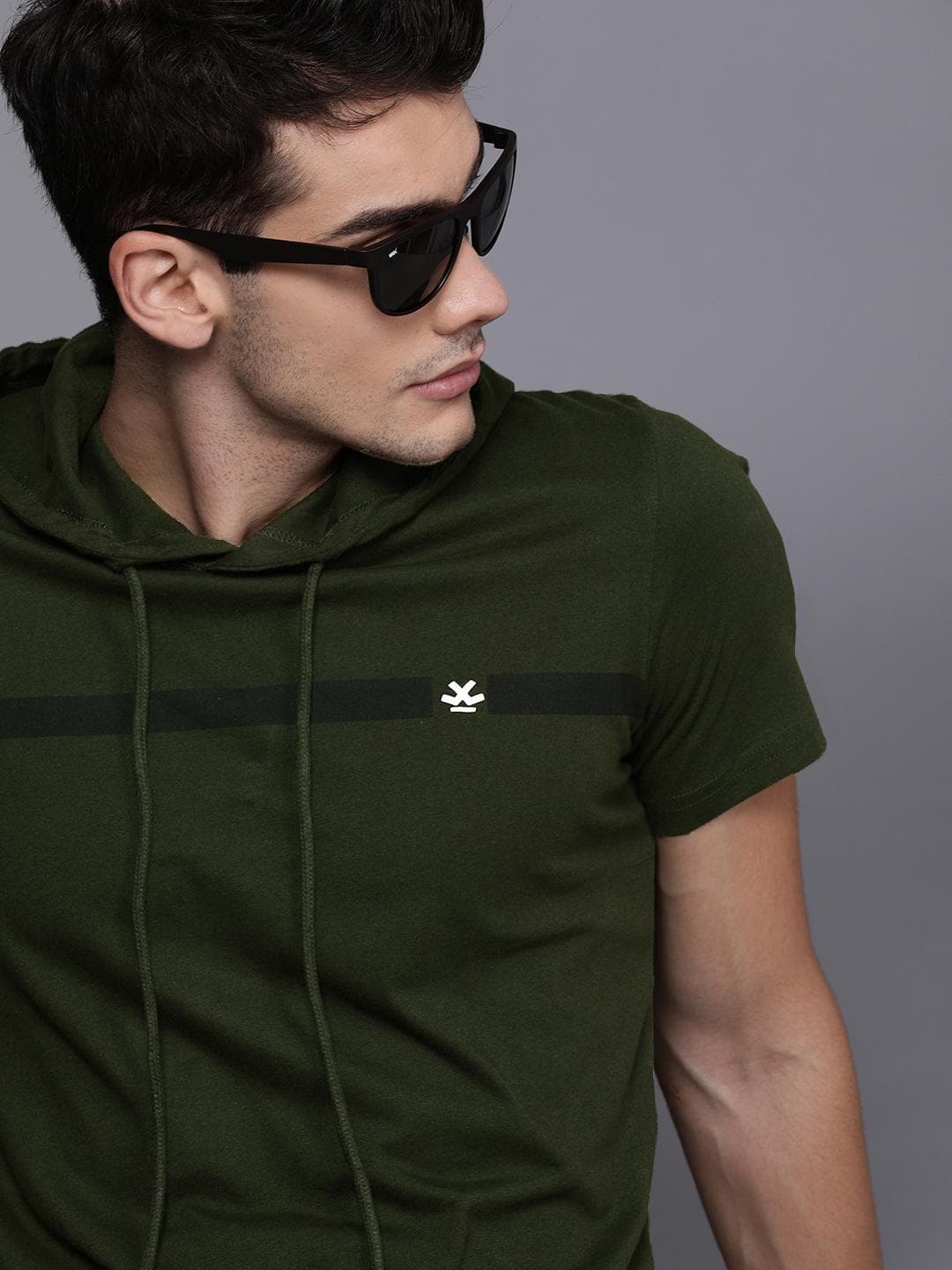 WROGN Men Olive Green Slim Fit Solid Hooded Cotton T-shirt