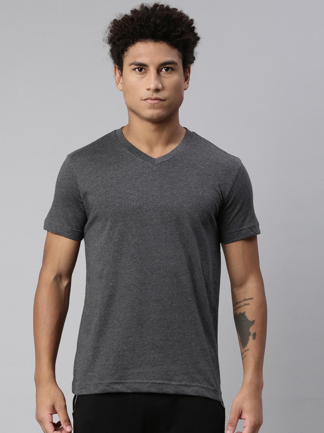 Buy Levis Men Pure Cotton V Neck Short Sleeve Tshirt - - Apparel for Men