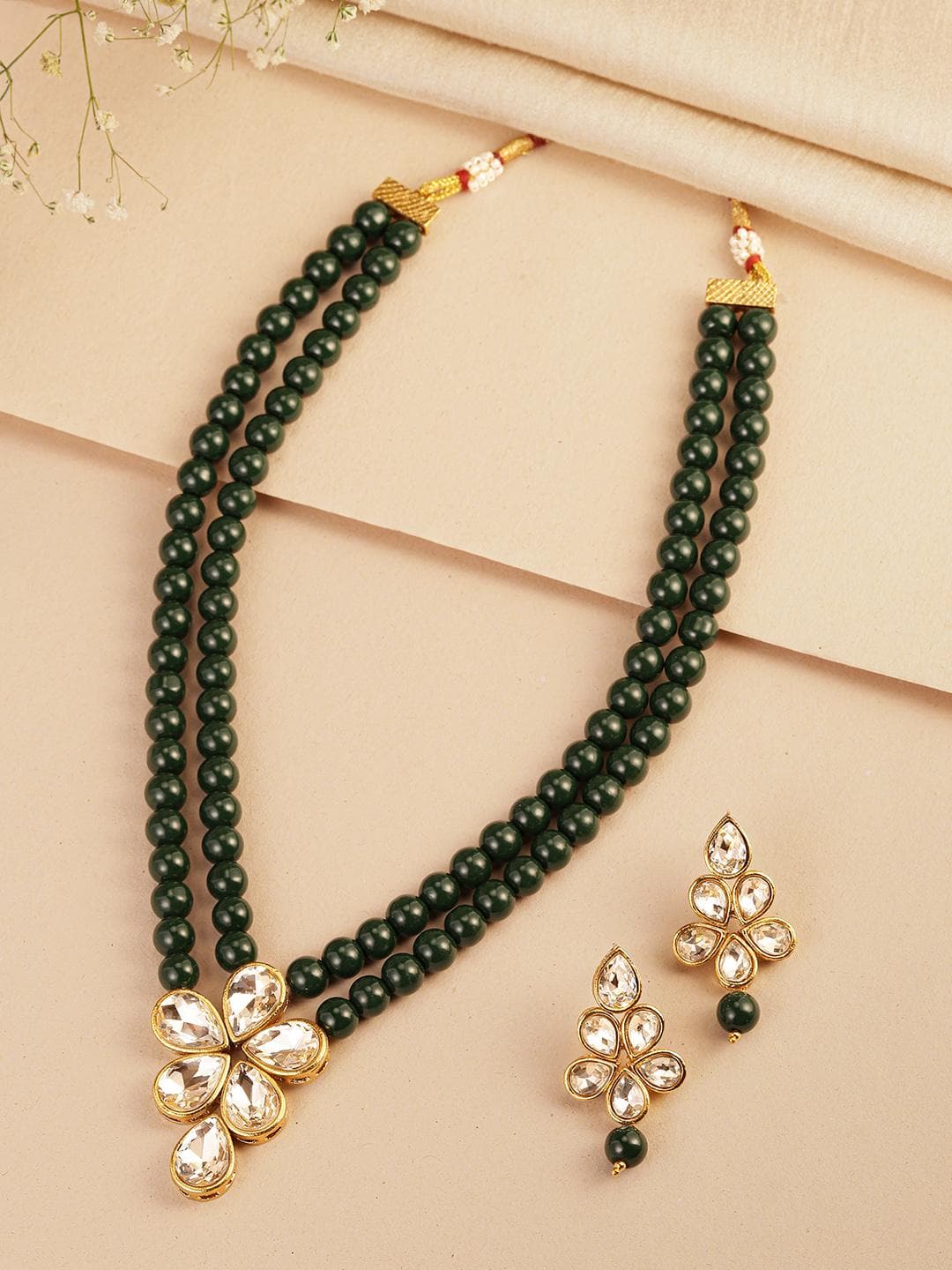 Peora Women Green Gold-Plated Pearl & Crystal Studded Jewellery Set