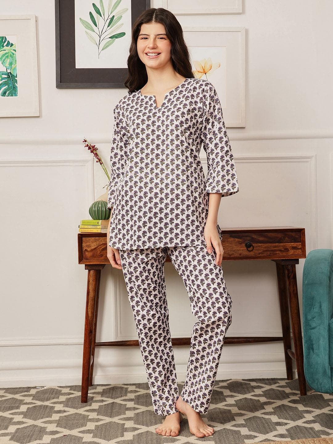 Clovia Women Blue & White Printed Night Suit