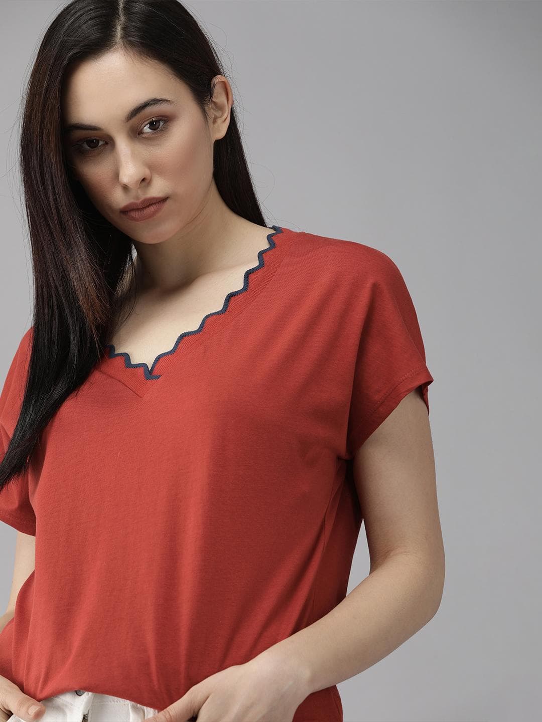 The Roadster Lifestyle Co Women Red V-Neck Extended Sleeves Scalloped Tipping Pure Cotton T-shirt
