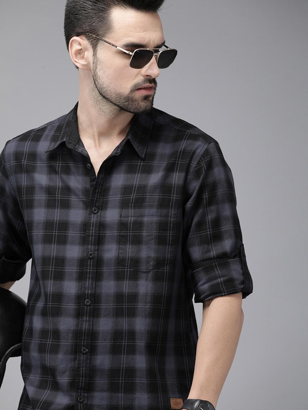 Roadster Men Black & Grey Checked Cotton Casual Shirt