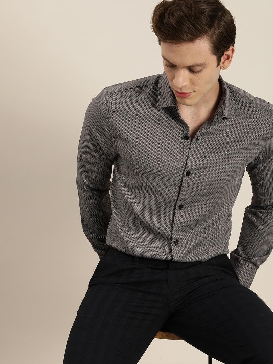 INVICTUS Men Easy Care Grey & Black Self Design Formal Shirt