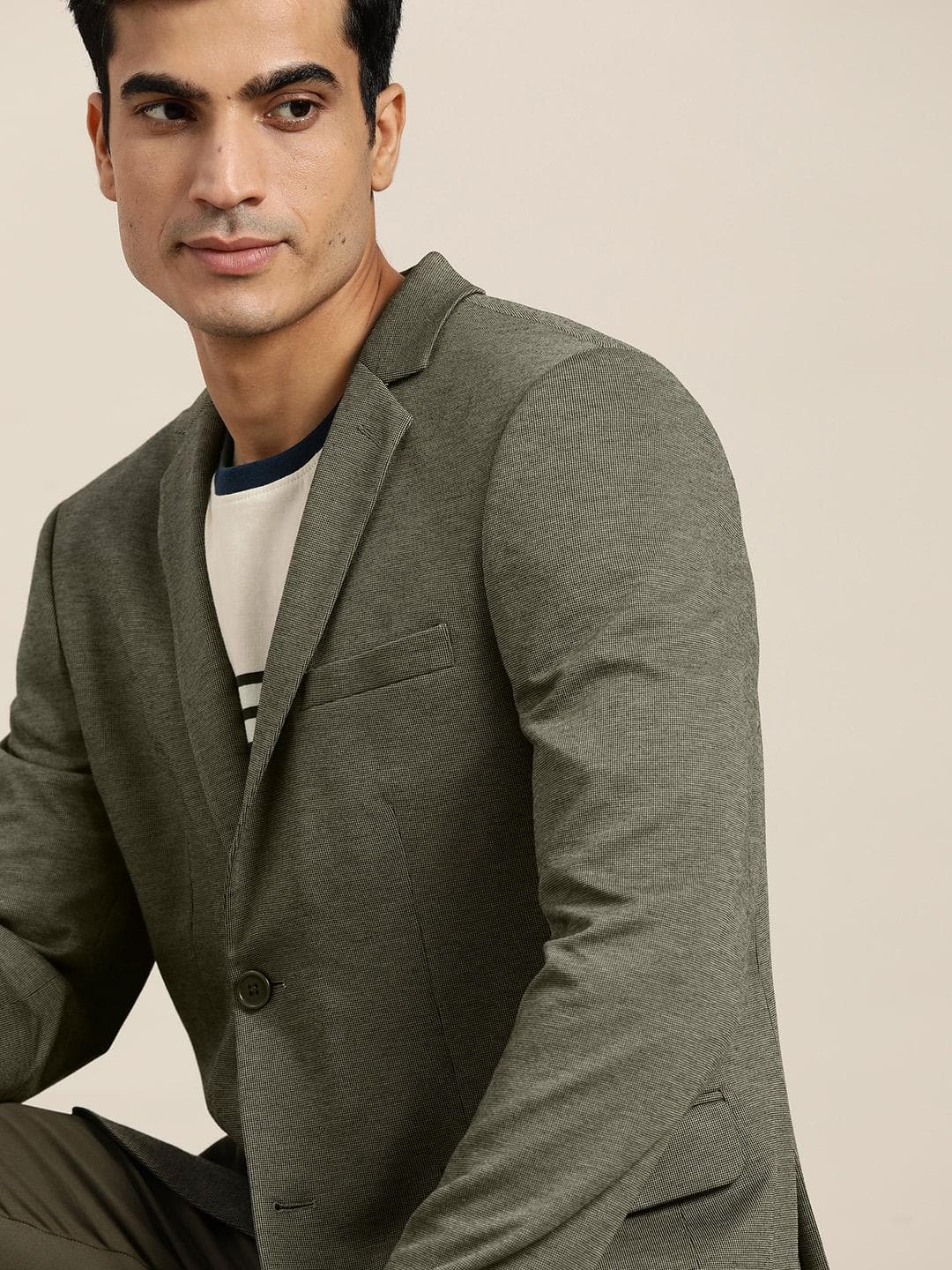 INVICTUS Men Olive Green Solid Single-Breasted Slim Fit Smart Casual Blazer