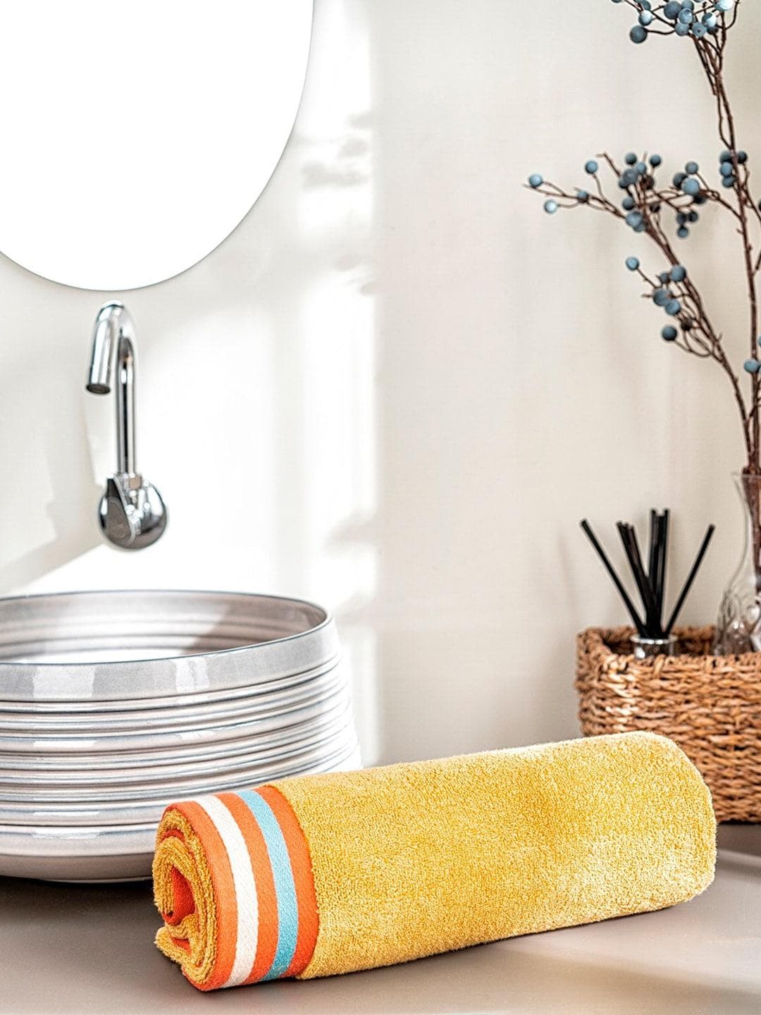 Buy DDecor Unisex Gold Coloured Cotton 500 GSM Bath Towel - - Home for Unisex