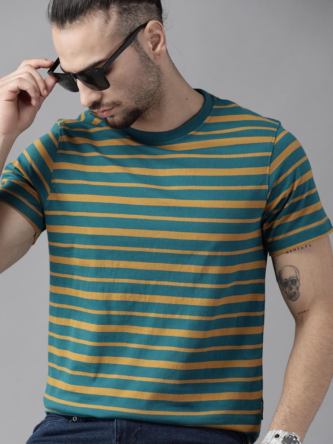 Roadster Men Blue & Mustard Yellow Cotton Striped T-shirt