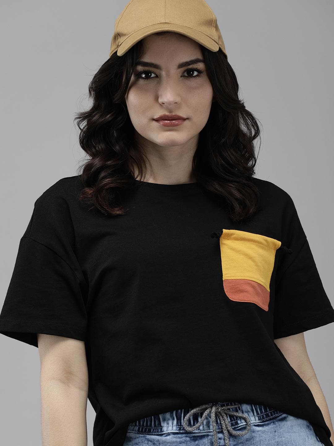 Roadster Women Pocket Detailing Drop-Shoulder Sleeves Boxy Fit T-shirt
