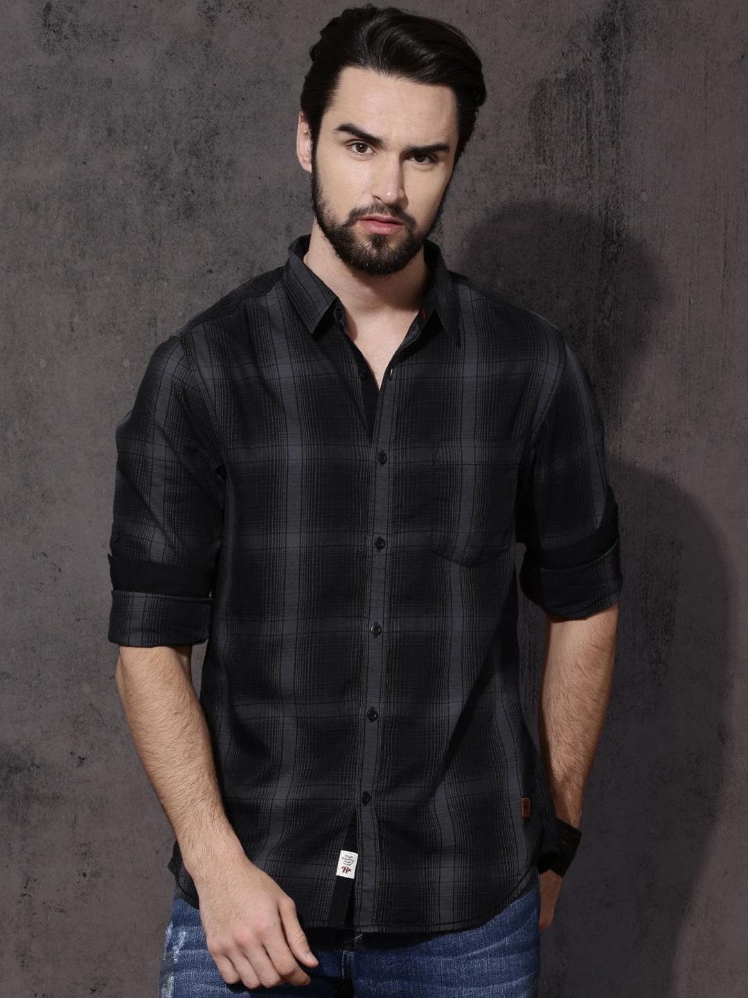 Roadster Men Black & Grey Shadow Check Casual Shirt