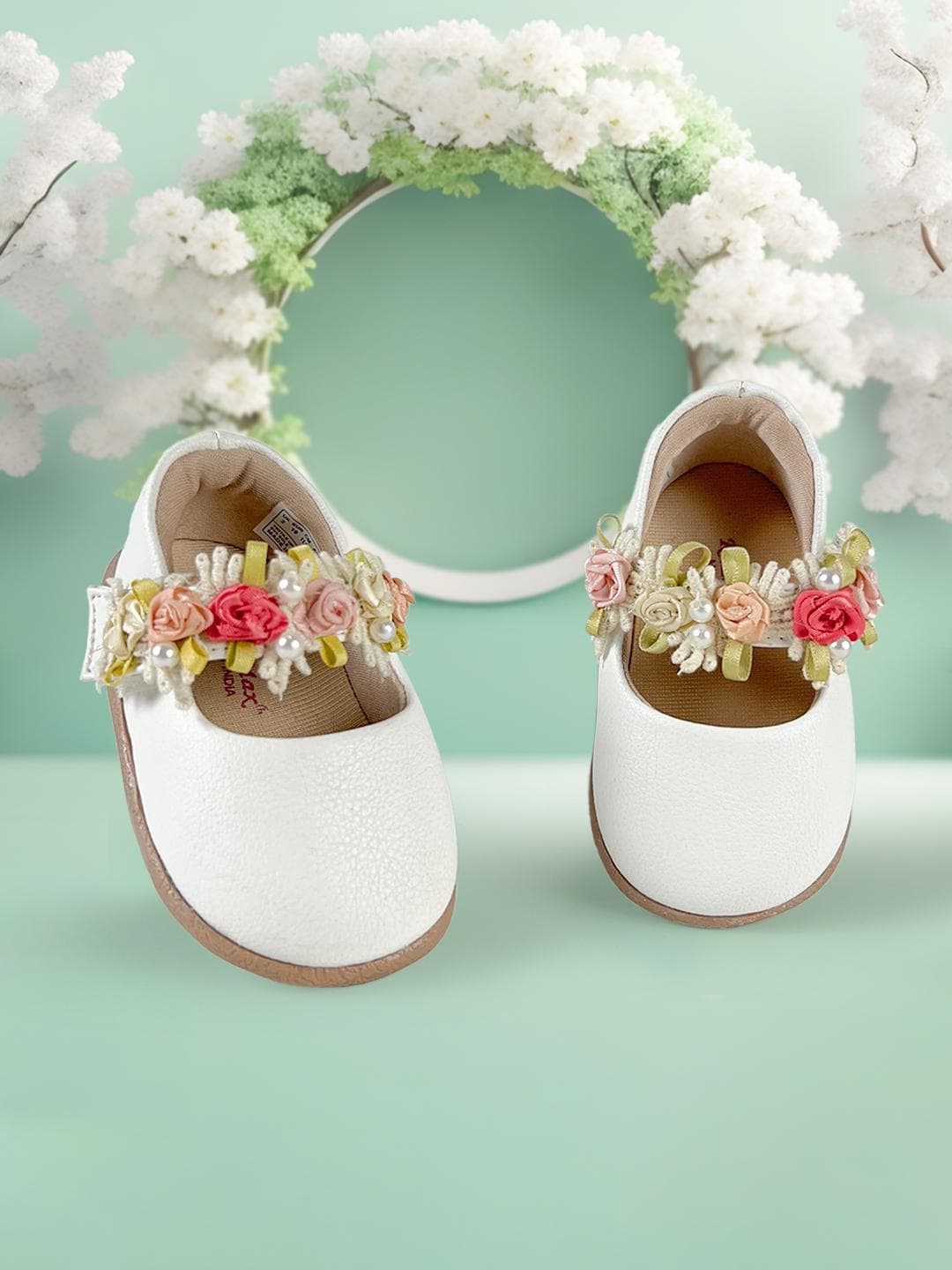 KazarMax Girls White Embellished Ballerinas Flats