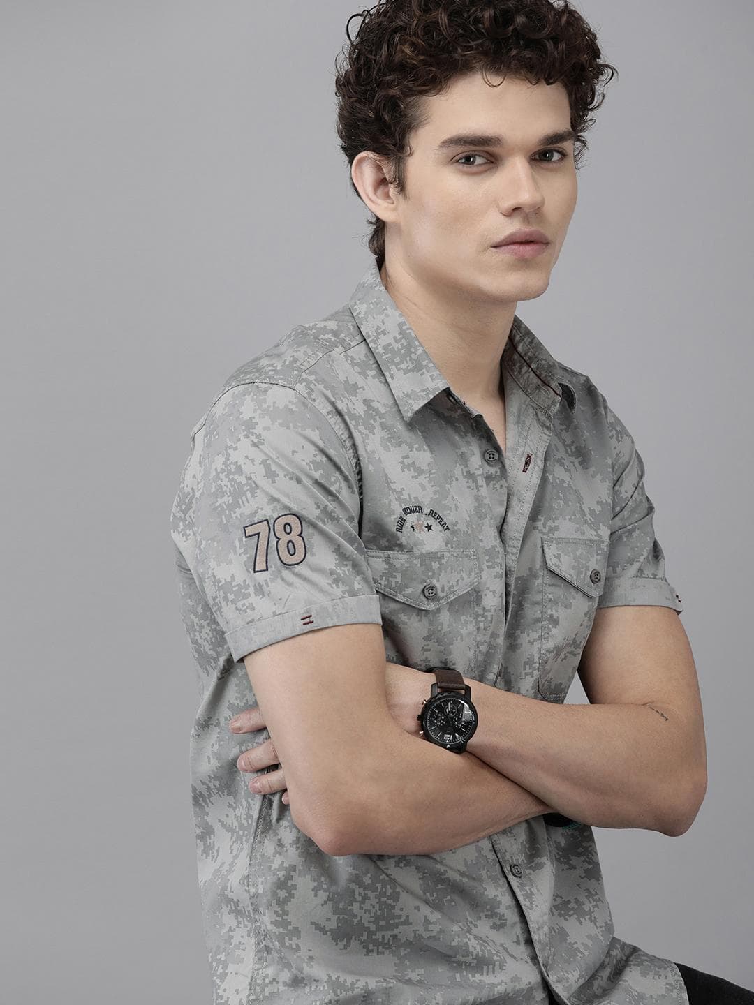 The Roadster Lifestyle Co Men Grey Printed Cotton Casual Shirt