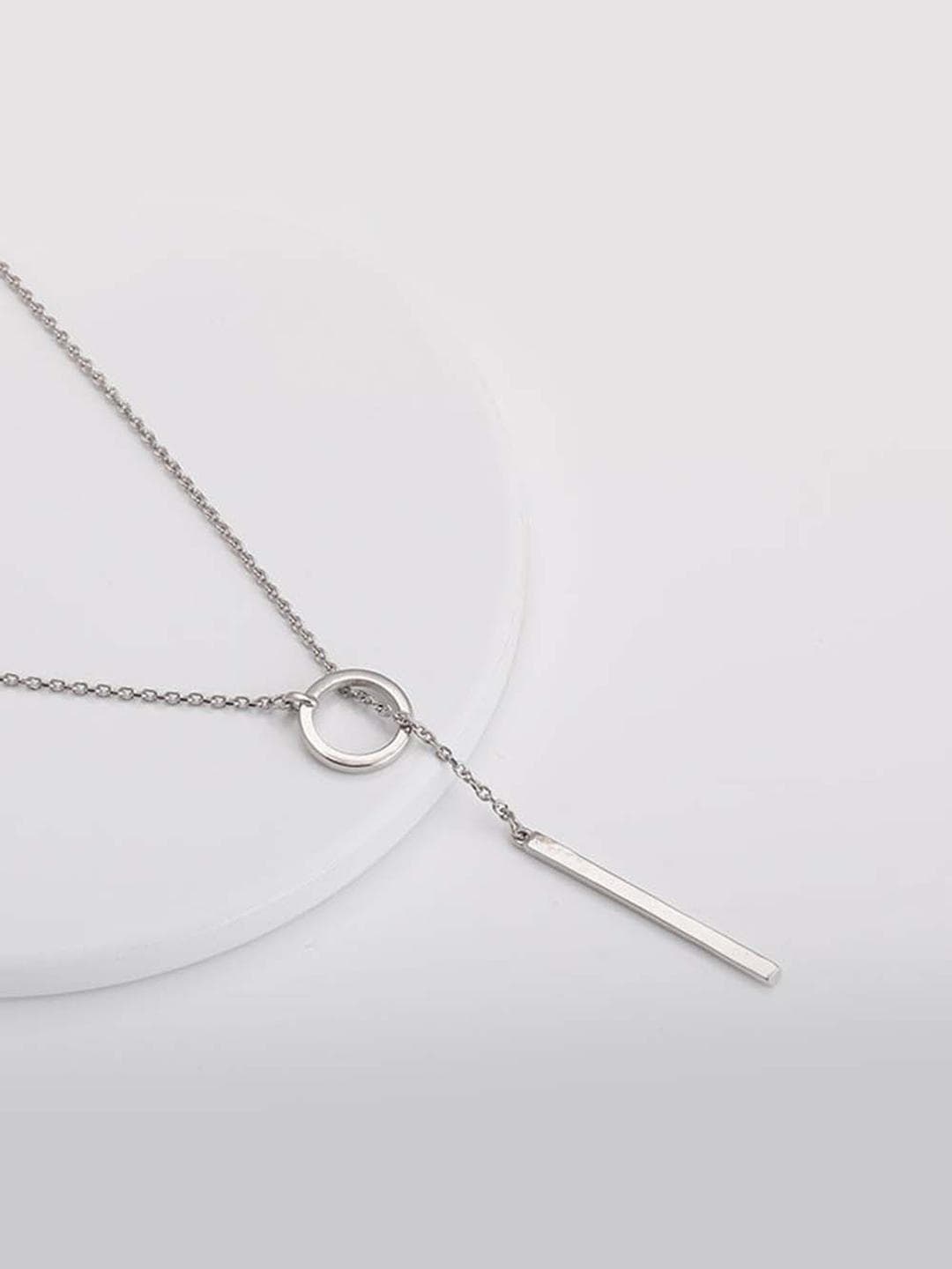 GIVA 925 Sterling Silver Rhodium Plated Elegance Over All Pendant With Link Chain