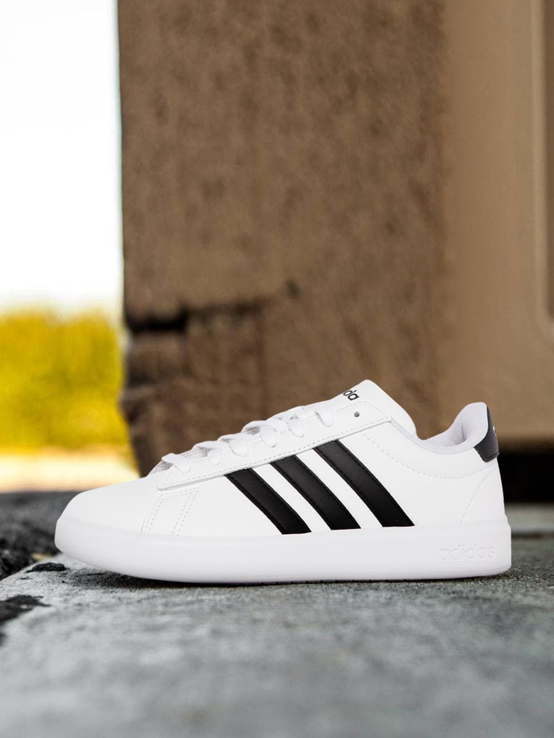 ADIDAS Men White Solid Grand Court 2.0 Tennis Sneakers