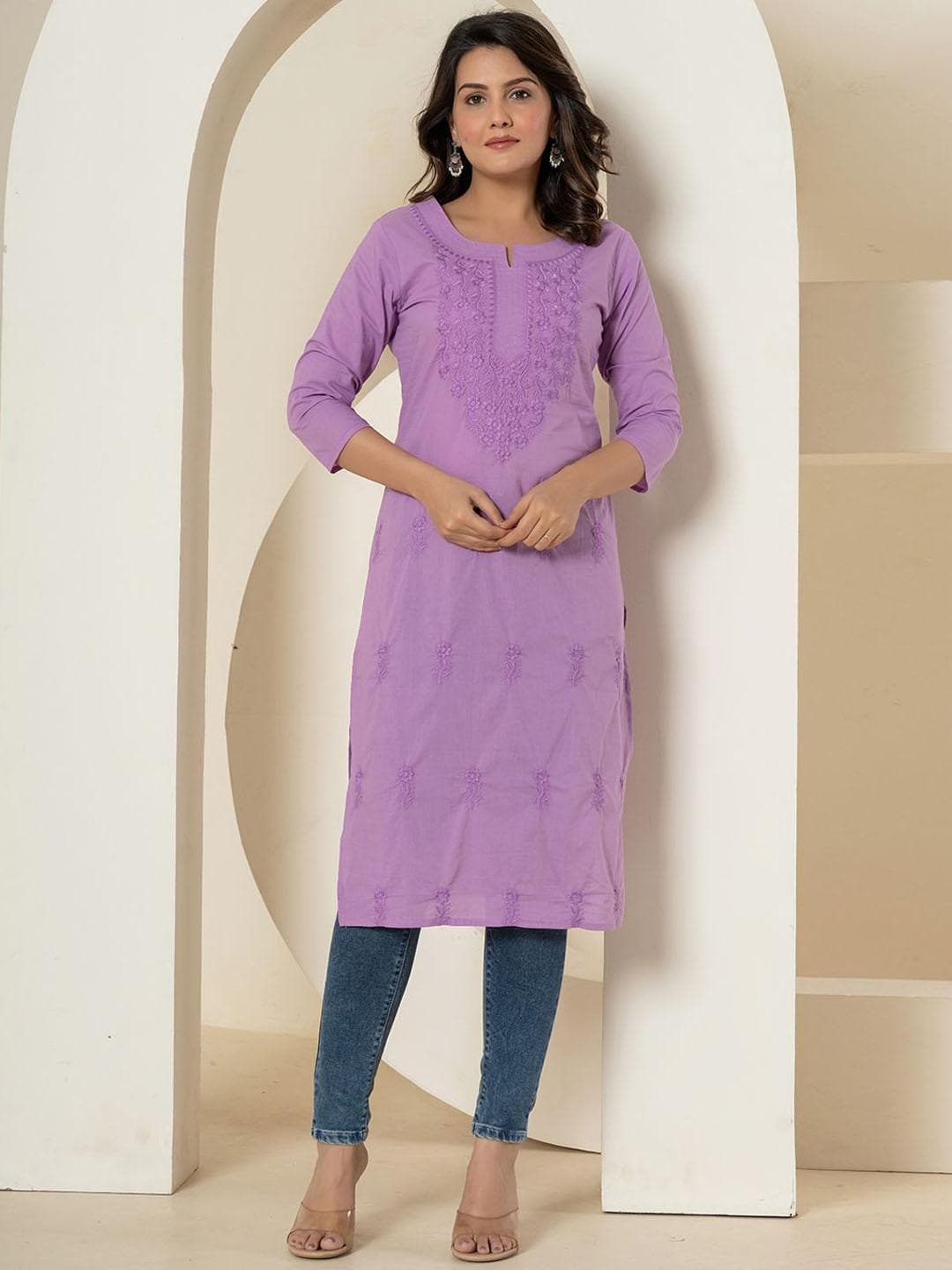 Yufta Floral Embroidered Notched Round Neck Chikankari Pure Cotton Straight Kurta